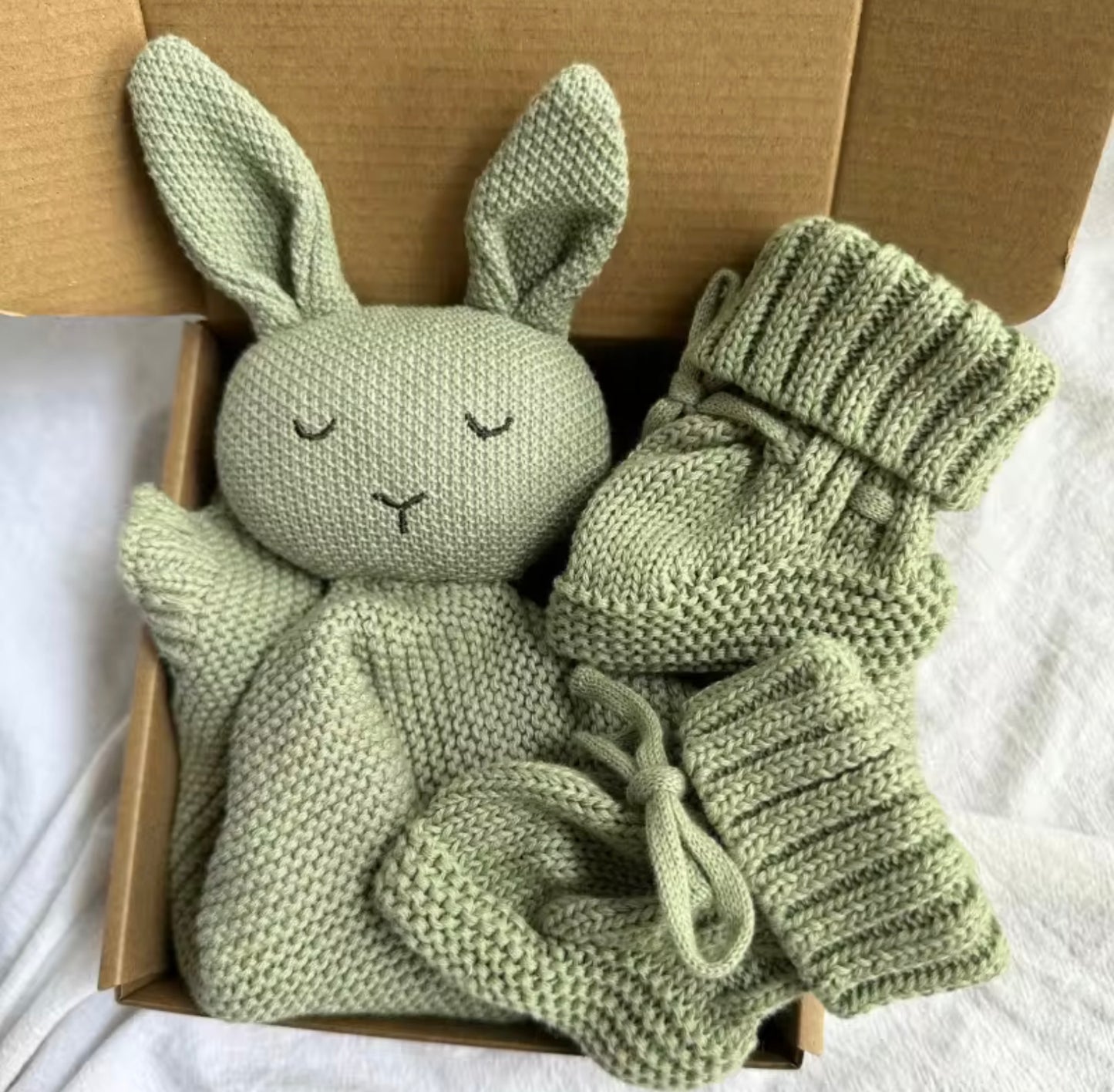 ORGANIC COTTON BABY KNITTED BUNNY BLANKET & BOOTS SET